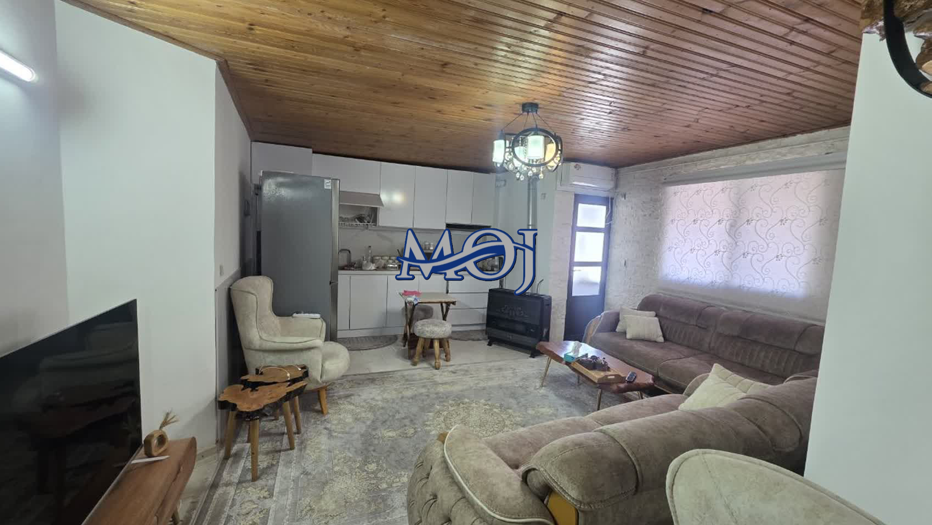 کد ملک :  516