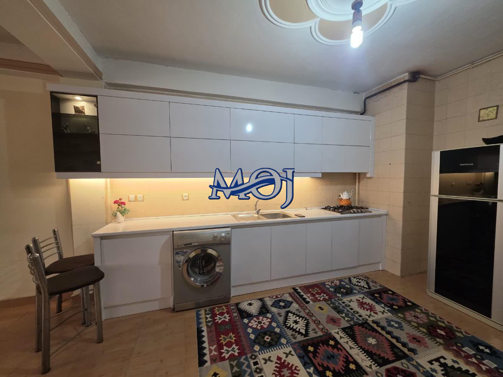 کد ملک : 378